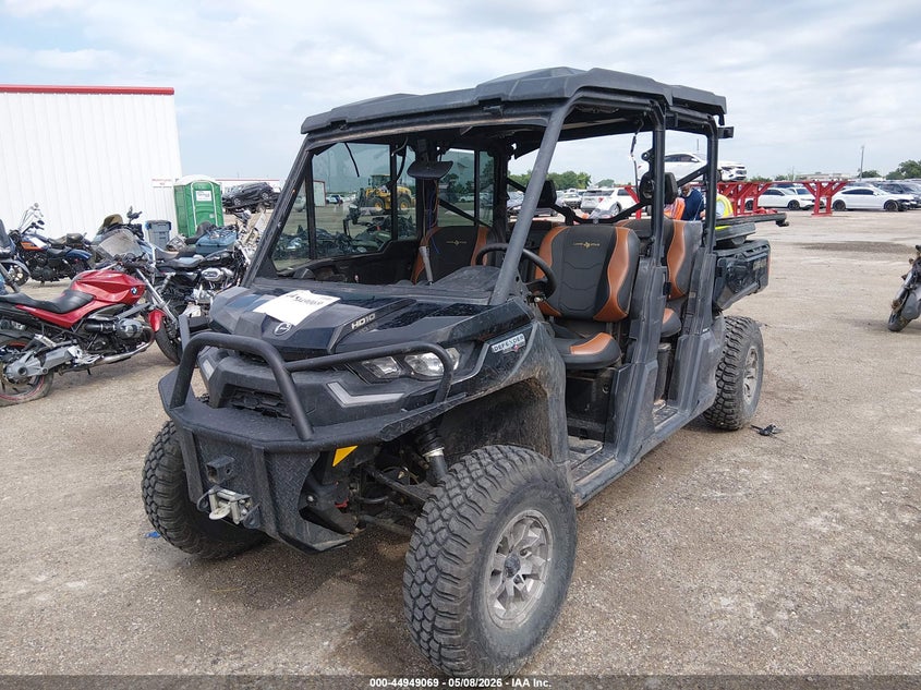 2022 Can-am/ brp Traxter VIN 3JBUUAX41NK010558 IAAI salvage auction — ROLLOVER, Salvage (Texas), sold $10,800 on 2026-08-19 (photo 2)