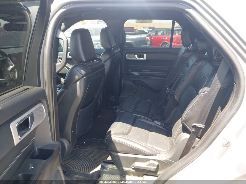 2020 Ford Explorer VIN 1FM5K8GC4LGB21927 IAAI salvage auction — REAR END, Salvage Title, sold $8,450 on 2026-07-10 (photo 8)