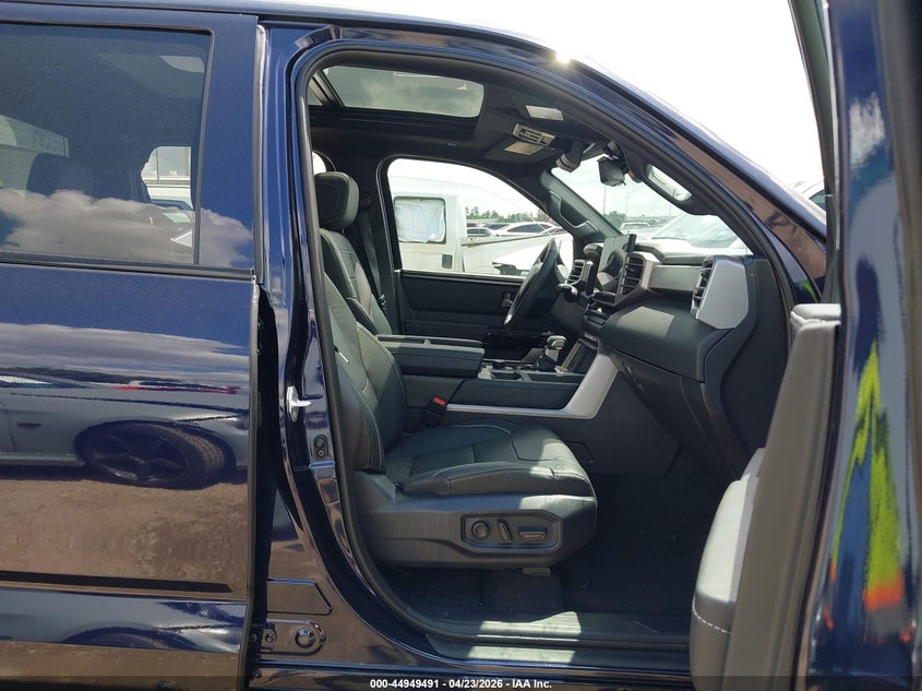 2026 Toyota Tundra VIN 5TFZA5AB7TX055753 IAAI salvage auction — SIDE, Salvage Title, sold $16,850 on 2026-07-20 (photo 5)