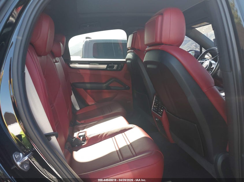 2023 Porsche Cayenne coupe VIN WP1BB2AY3PDA30484 IAAI salvage auction — FRONT END, Salvage Title, sold $41,200 on 2026-07-20 (photo 8)
