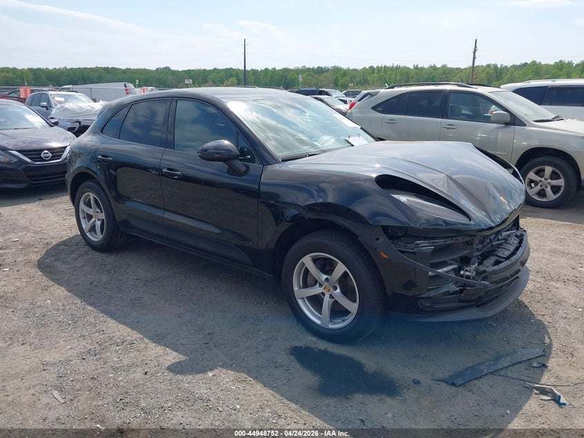2019 Porsche Macan VIN WP1AA2A5XKLB06138 IAAI salvage auction — FRONT END, Salvage - Greater Than 75% (Maryland), sold $10,075 on 2026-07-30 (photo 1)