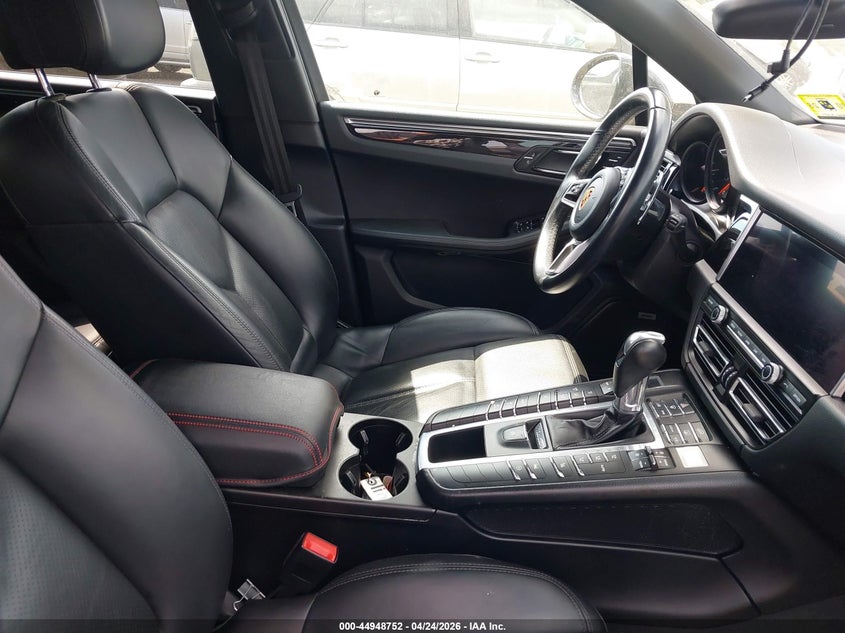 2019 Porsche Macan VIN WP1AA2A5XKLB06138 IAAI salvage auction — FRONT END, Salvage - Greater Than 75% (Maryland), sold $10,075 on 2026-07-30 (photo 5)