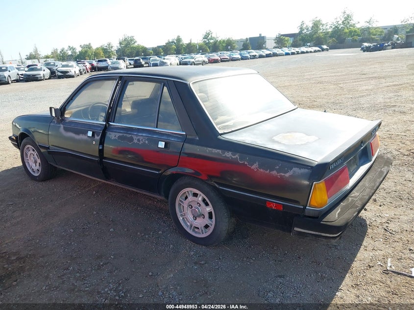 1985 Peugeot 505 VIN VF3BA5165FS371907 IAAI salvage auction — NORMAL WEAR, Salvage (California), sold $550 on 2026-07-29 (photo 3)
