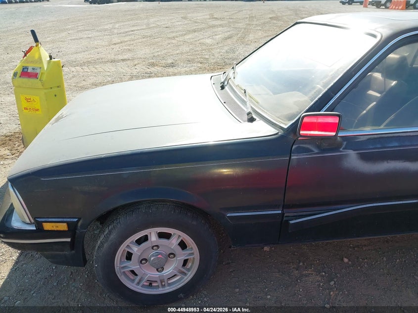 1985 Peugeot 505 VIN VF3BA5165FS371907 IAAI salvage auction — NORMAL WEAR, Salvage (California), sold $550 on 2026-07-29 (photo 6)