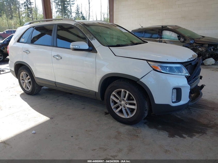 2014 Kia Sorento VIN 5XYKT4A62EG501693 IAAI salvage auction — FRONT END, Salvage Title, sold $550 on 2026-07-22 (photo 1)