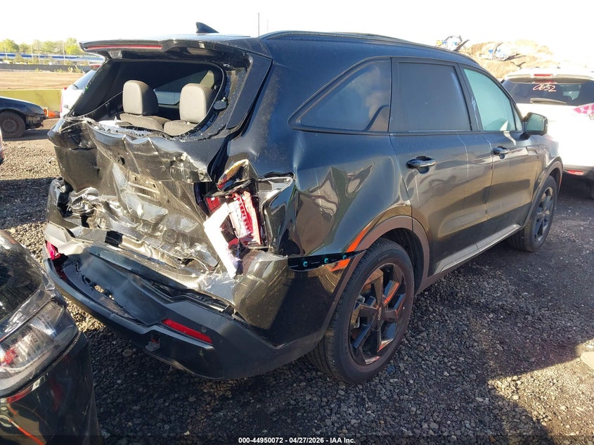 2026 Kia Sorento VIN KNDRKDJG7T5462860 IAAI salvage auction — REAR END, Salvage Title, sold $18,025 on 2026-07-07 (photo 4)