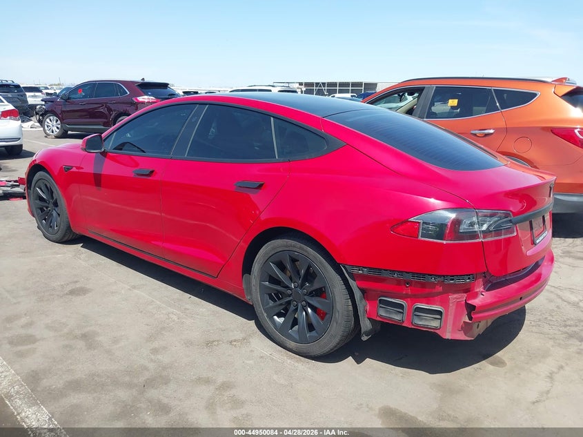 2020 Tesla Model s VIN 5YJSA1E25LF413981 IAAI salvage auction — SIDE, Salvage (California), sold $7,800 on 2026-07-28 (photo 3)