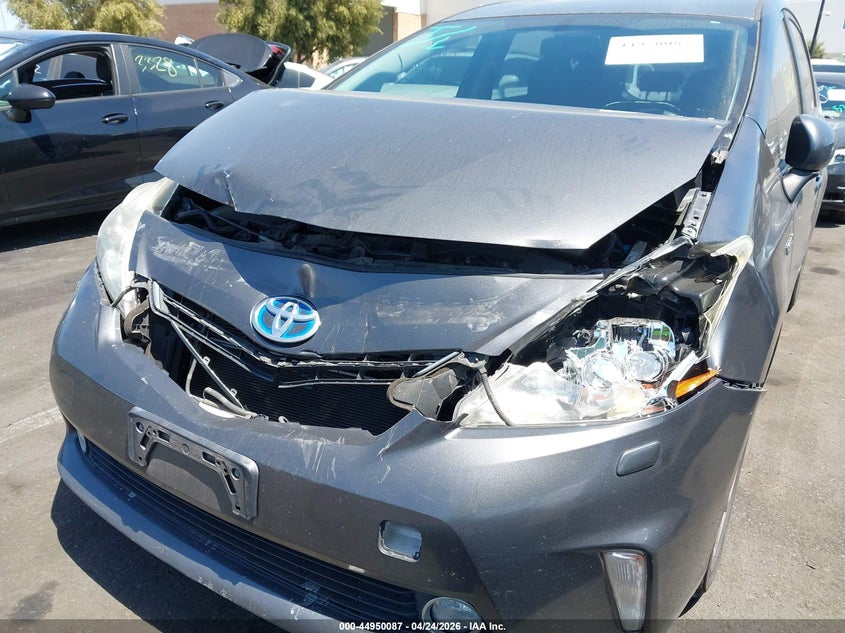 2014 Toyota Prius v VIN JTDZN3EU1EJ004002 IAAI salvage auction — FRONT END, Salvage Title, sold $1,625 on 2026-07-17 (photo 6)