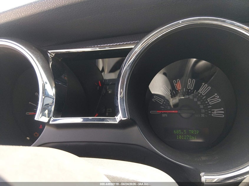 2007 Ford Mustang VIN 1ZVFT82H675273795 IAAI salvage auction — FRONT END, Salvage (California), sold $1,850 on 2026-07-11 (photo 7)