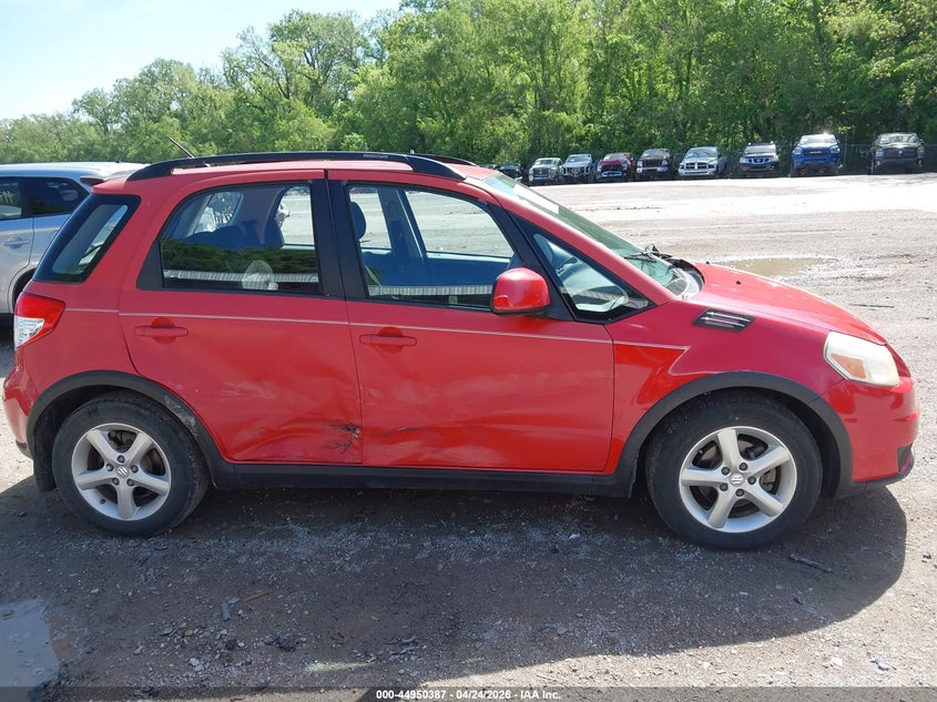 2009 Suzuki Sx4 VIN JS2YB413895101032 IAAI salvage auction — SIDE, Salvage (Idaho), sold $550 on 2026-08-02 (photo 6)