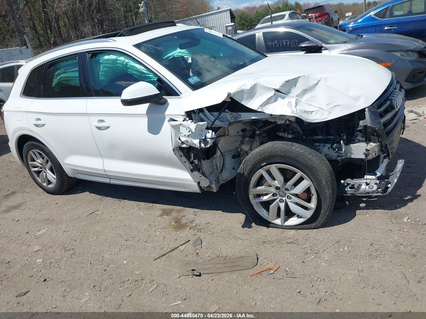 2020 Audi Q5 VIN WA1ANAFY8L2069742 IAAI salvage auction — FRONT END, Salvage (Massachusetts), sold $925 on 2026-07-28 (photo 1)