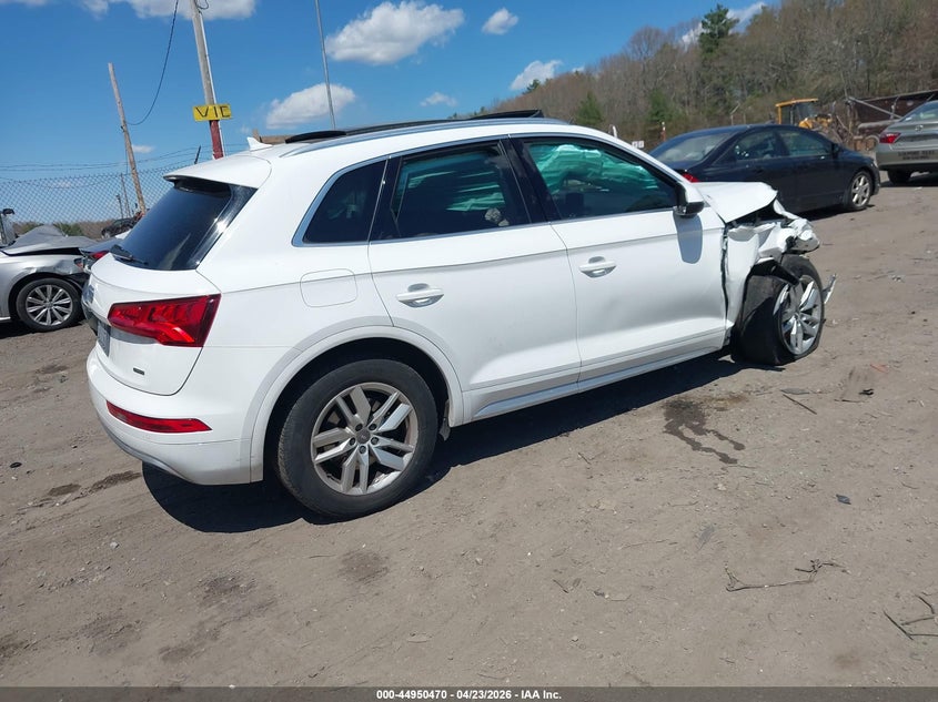 2020 Audi Q5 VIN WA1ANAFY8L2069742 IAAI salvage auction — FRONT END, Salvage (Massachusetts), sold $925 on 2026-07-28 (photo 4)
