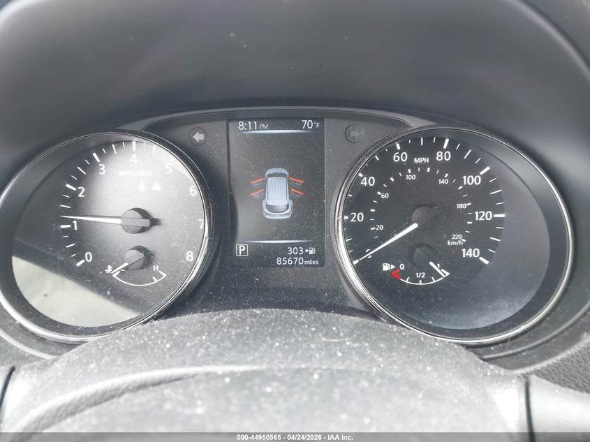 2017 Nissan Rogue VIN JN1BJ1CR2HW111912 IAAI salvage auction — FRONT END, Salvage (Illinois), sold $1,700 on 2026-07-14 (photo 7)