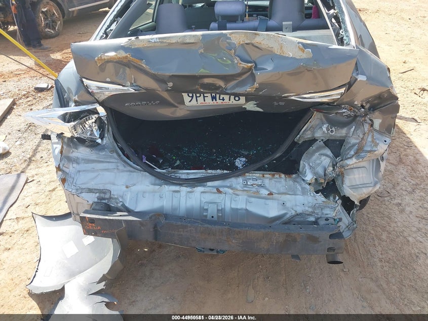 2014 Toyota Corolla VIN 5YFBURHE8EP001573 IAAI salvage auction — REAR END, Salvage Title, sold $1,925 on 2026-07-06 (photo 6)