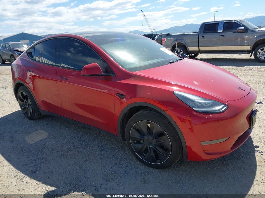 2020 Tesla Model y VIN 5YJYGDEE2LF018192 IAAI salvage auction — LEFT FRONT, Salvage (Montana), sold $10,750 on 2026-07-16 (photo 1)