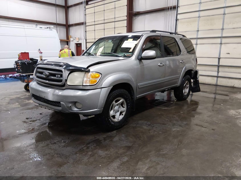 2001 Toyota Sequoia VIN 5TDBT44A11S026759 IAAI salvage auction — FRONT & REAR, Salvage (Idaho), sold $75 on 2026-07-17 (photo 2)