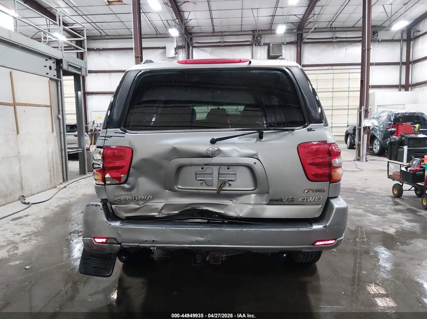 2001 Toyota Sequoia VIN 5TDBT44A11S026759 IAAI salvage auction — FRONT & REAR, Salvage (Idaho), sold $75 on 2026-07-17 (photo 6)