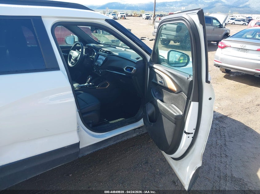 2023 Chevrolet Trailblazer VIN KL79MVSL4PB115292 IAAI salvage auction — RIGHT REAR, Salvage (Montana), sold $4,675 on 2026-07-15 (photo 5)
