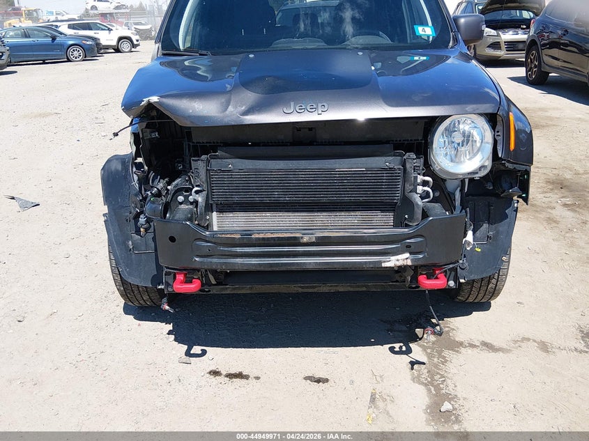 2018 Jeep Renegade VIN ZACCJBCB7JPH12049 IAAI salvage auction — FRONT END, Salvage (New Hampshire), sold $1,750 on 2026-08-19 (photo 6)