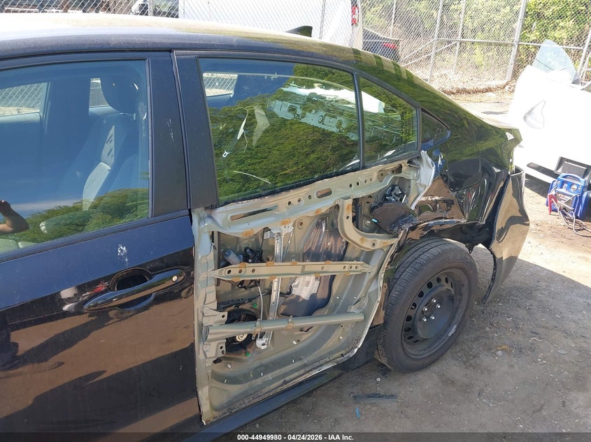 2024 Toyota Corolla VIN 5YFB4MDE3RP127287 IAAI salvage auction — LEFT SIDE, Salvage - 75% Or Less (Maryland), sold $5,050 on 2026-07-07 (photo 6)