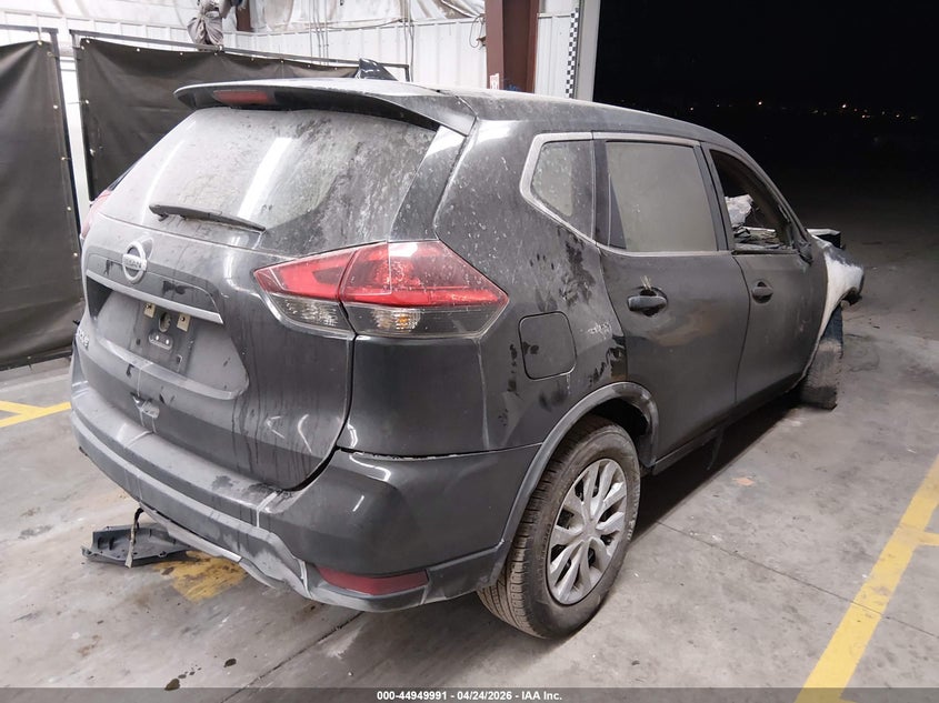2018 Nissan Rogue VIN KNMAT2MT4JP534400 IAAI salvage auction — ENGINE BURN, Salvage Title, sold $225 on 2026-07-07 (photo 4)