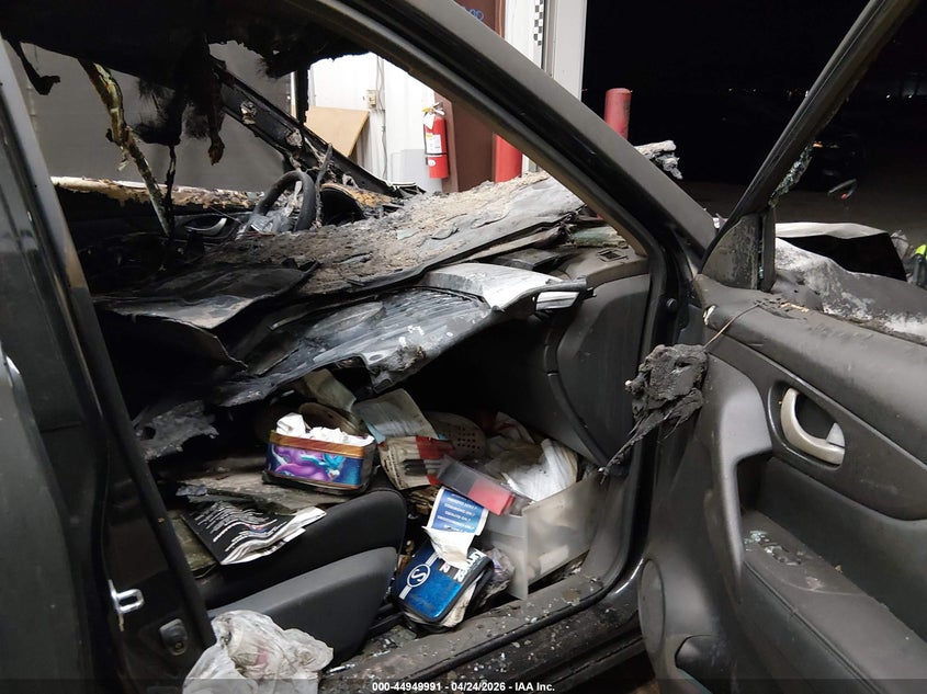 2018 Nissan Rogue VIN KNMAT2MT4JP534400 IAAI salvage auction — ENGINE BURN, Salvage Title, sold $225 on 2026-07-07 (photo 5)