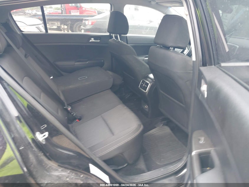 2021 Kia Sportage VIN KNDPM3AC2M7917144 IAAI salvage auction — EXTERIOR BURN, Original (Texas), sold $2,850 on 2026-07-15 (photo 8)