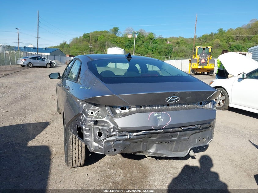 2023 Hyundai Elantra VIN KMHLM4AG8PU391837 IAAI salvage auction — REAR END, Wait Title, sold $4,950 on 2026-07-07 (photo 6)