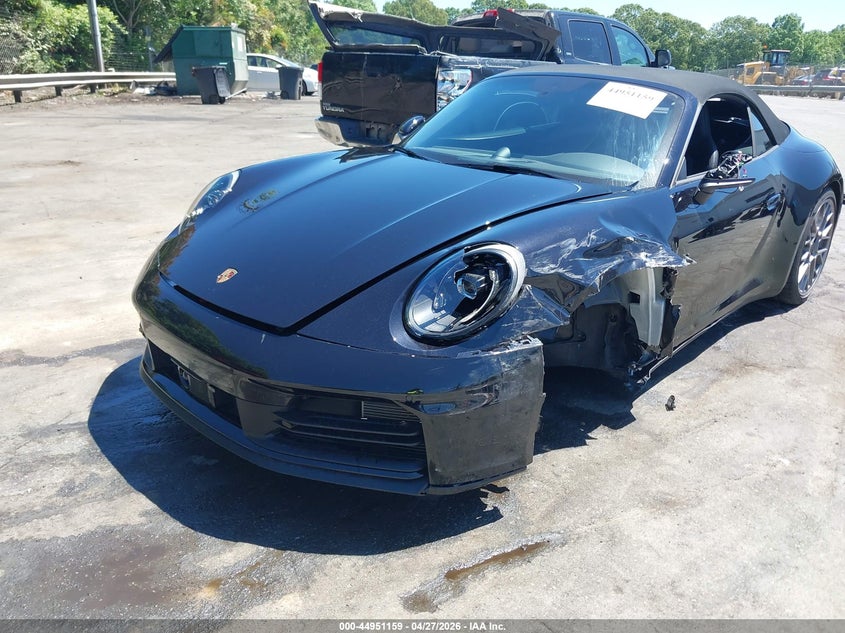 2025 Porsche 911 VIN WP0CA2A95SS236671 IAAI salvage auction — LEFT FRONT, Salvage Title, sold $25,250 on 2026-07-30 (photo 2)