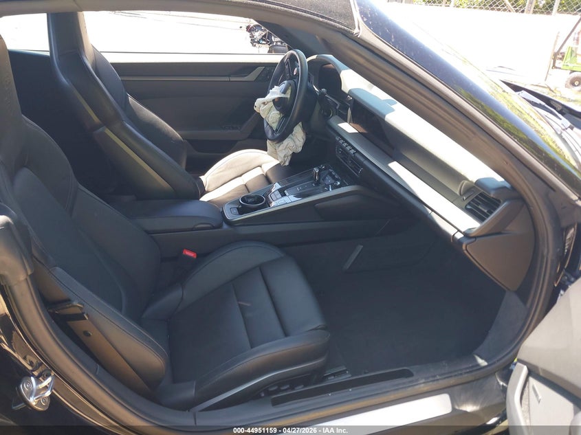 2025 Porsche 911 VIN WP0CA2A95SS236671 IAAI salvage auction — LEFT FRONT, Salvage Title, sold $25,250 on 2026-07-30 (photo 5)