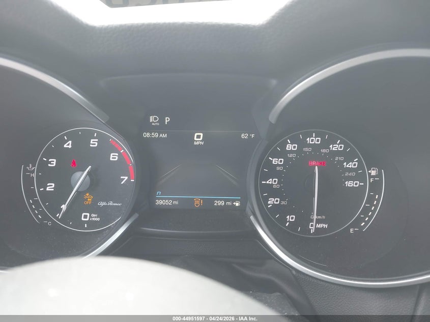 2022 Alfa romeo Stelvio VIN ZASPAKBN6N7D42509 IAAI salvage auction — FRONT END, Salvage Title, sold $13,850 on 2026-10-10 (photo 7)