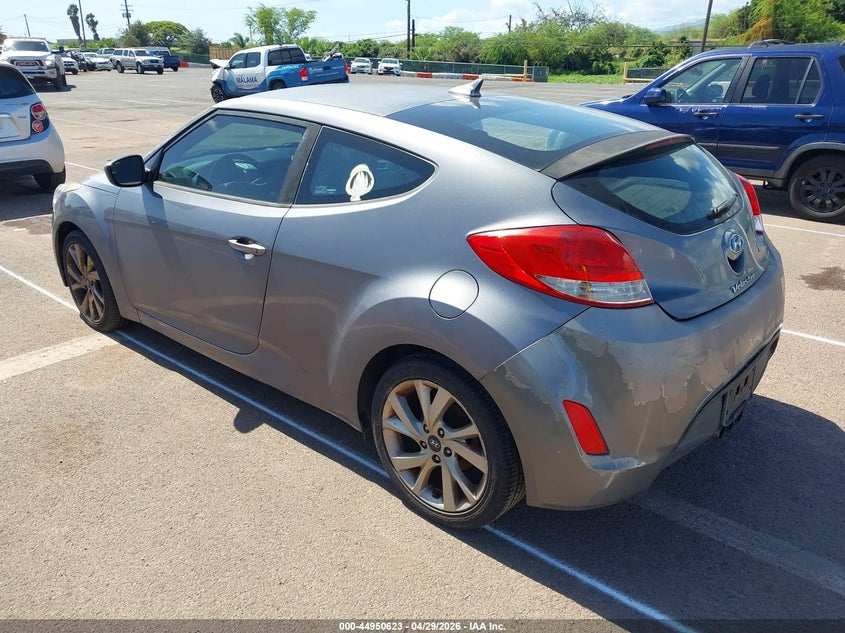 2017 Hyundai Veloster VIN KMHTC6AD9HU305618 IAAI salvage auction — WATER/FLOOD, Salvage (Hawaii), sold $100 on 2026-07-28 (photo 3)