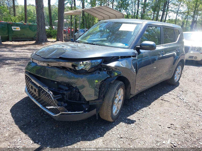 2024 Kia Soul VIN KNDJ23AU0R7240381 IAAI salvage auction — LEFT FRONT, Salvage (Virginia), sold $3,300 on 2026-07-21 (photo 2)