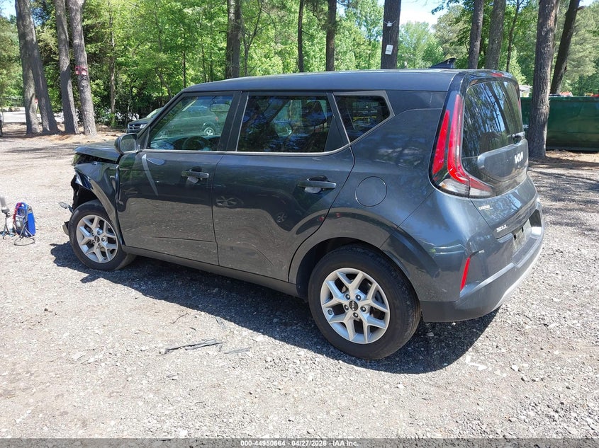 2024 Kia Soul VIN KNDJ23AU0R7240381 IAAI salvage auction — LEFT FRONT, Salvage (Virginia), sold $3,300 on 2026-07-21 (photo 3)