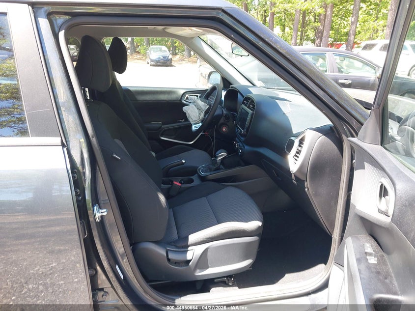 2024 Kia Soul VIN KNDJ23AU0R7240381 IAAI salvage auction — LEFT FRONT, Salvage (Virginia), sold $3,300 on 2026-07-21 (photo 5)