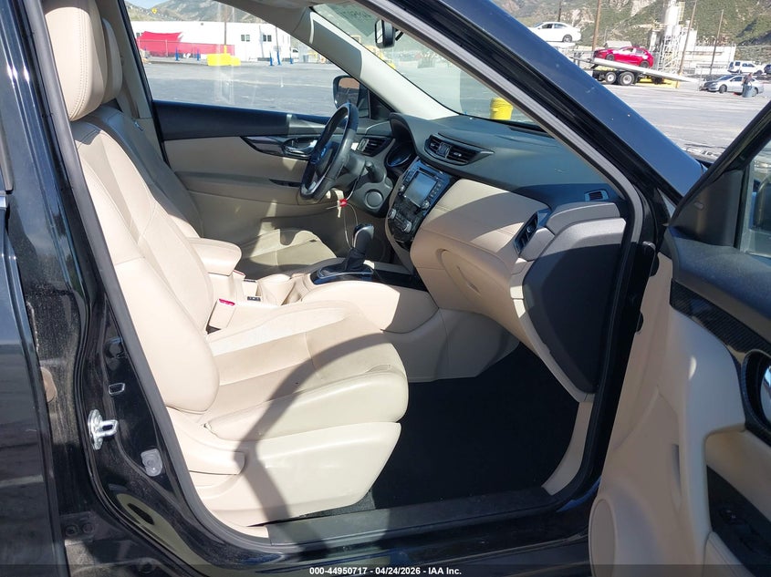 2017 Nissan Rogue VIN JN8AT2MT2HW143346 IAAI salvage auction — FRONT END, Salvage Title, sold $2,050 on 2026-07-22 (photo 5)