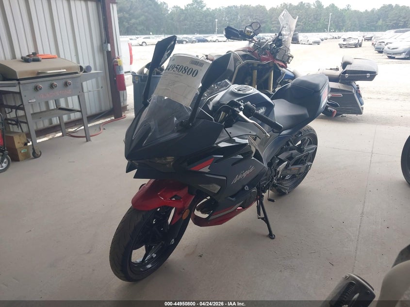 2026 Kawasaki Ninja VIN ML5EXGJ10TDA81285 IAAI salvage auction — REAR END, Salvage (Georgia), sold $2,500 on 2026-07-08 (photo 2)