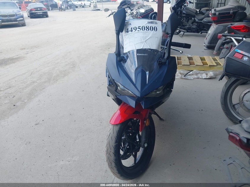 2026 Kawasaki Ninja VIN ML5EXGJ10TDA81285 IAAI salvage auction — REAR END, Salvage (Georgia), sold $2,500 on 2026-07-08 (photo 5)