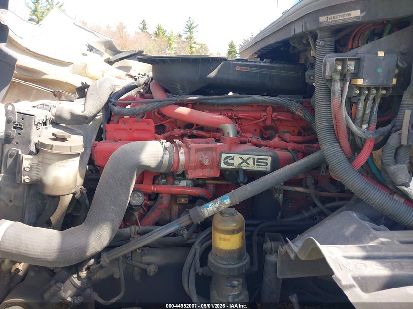 2019 International VIN 3HSDZAPR2KN184599 IAAI salvage auction — FRONT END, Wait Title, sold $6,750 on 2026-07-08 (photo 9)