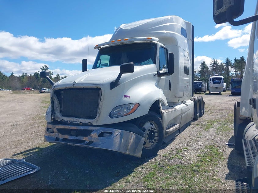 2019 International VIN 3HSDZAPR2KN184599 IAAI salvage auction — FRONT END, Wait Title, sold $6,750 on 2026-07-08 (photo 2)