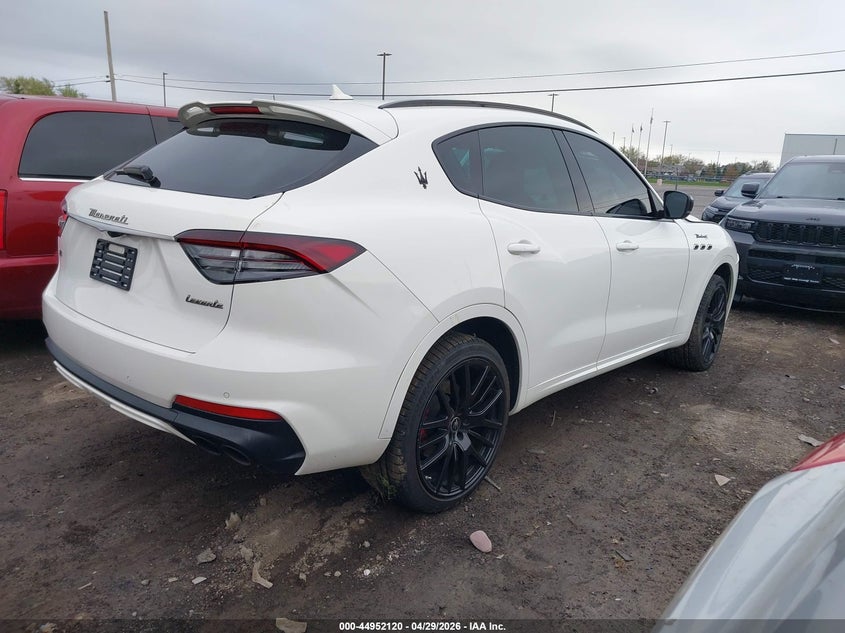 2022 Maserati Levante VIN ZN661ZUM1NX403040 IAAI salvage auction — LEFT FRONT, Mv-907A (New York), sold $14,000 on 2026-08-07 (photo 4)