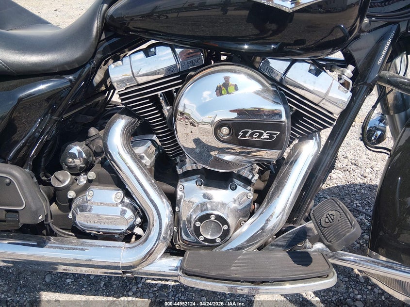 2015 Harley-davidson Road king VIN 1HD1FBM13FB699203 IAAI salvage auction — LEFT SIDE, Salvage Title, sold $3,750 on 2026-07-07 (photo 8)