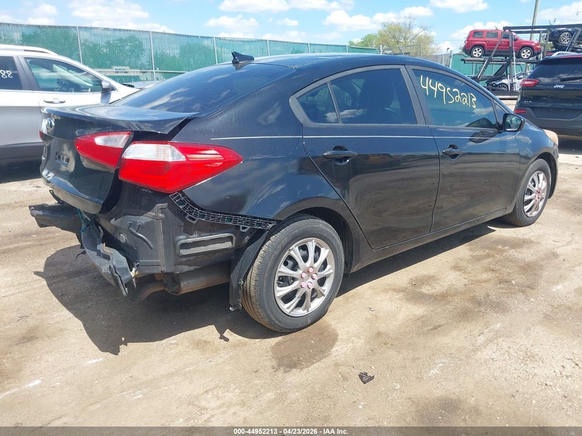 2016 Kia Forte VIN KNAFK4A65G5580709 IAAI salvage auction — REAR END, Wait Title, sold $450 on 2026-07-21 (photo 4)