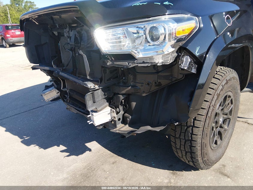 2021 Toyota Tacoma VIN 5TFAZ5CN9MX100013 IAAI salvage auction — FRONT END, Salvage Title, sold $8,300 on 2026-07-12 (photo 6)