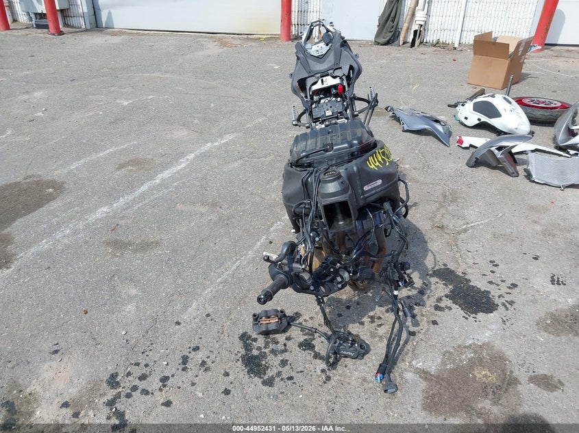2025 Kawasaki Zx VIN JKBZXJJ12SA029745 IAAI salvage auction — ALL OVER, Mv-907A (New York), sold $500 on 2026-07-07 (photo 5)