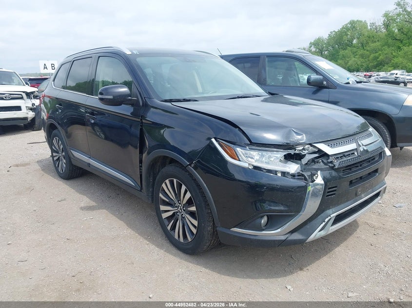 2019 Mitsubishi Outlander VIN JA4AZ3A31KZ014163 IAAI salvage auction — NORMAL WEAR, Clear (Missouri), sold $3,650 on 2026-07-15 (photo 1)