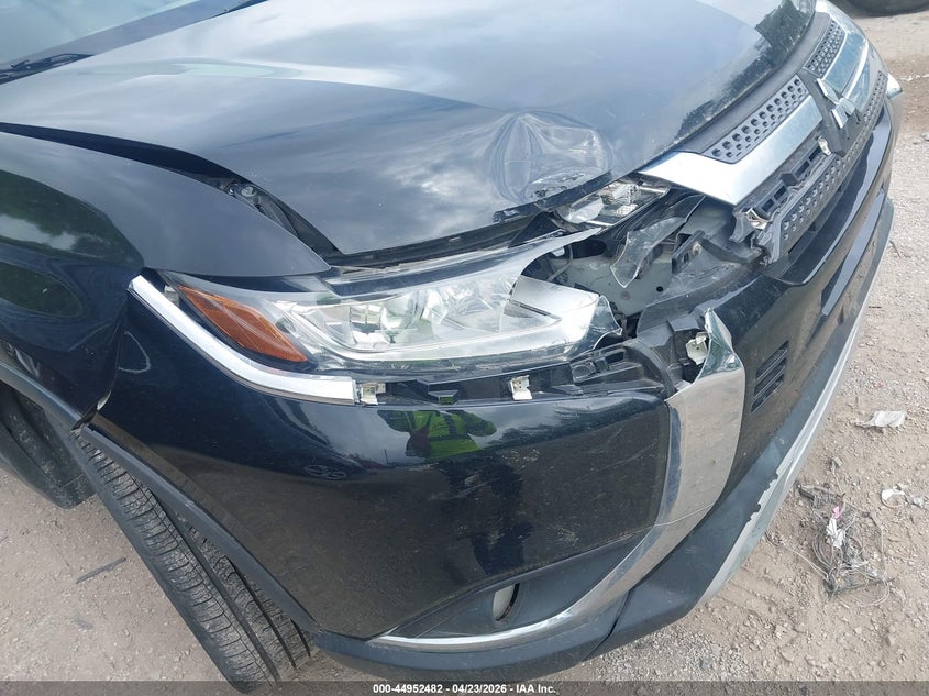 2019 Mitsubishi Outlander VIN JA4AZ3A31KZ014163 IAAI salvage auction — NORMAL WEAR, Clear (Missouri), sold $3,650 on 2026-07-15 (photo 6)