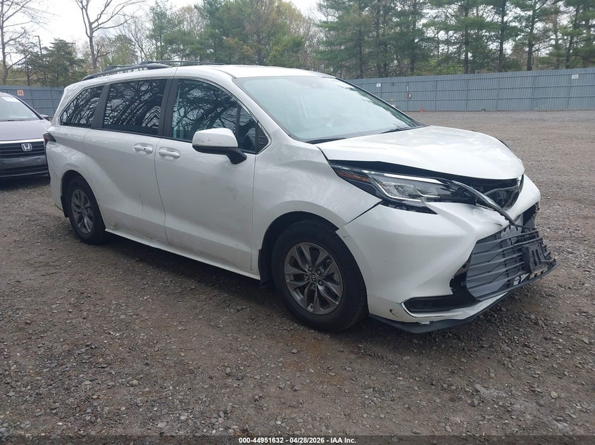 2023 Toyota Sienna VIN 5TDKRKEC0PS143843 IAAI salvage auction — FRONT END, Wait Title, sold $13,300 on 2026-07-08 (photo 1)