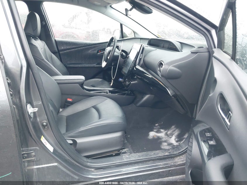 2017 Toyota Prius VIN JTDKARFP3H3021515 IAAI salvage auction — RIGHT FRONT, Salvage Title, sold $25 on 2026-07-22 (photo 5)