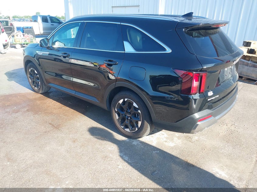 2025 Kia Sorento VIN 5XYRL4JC7SG323750 IAAI salvage auction — RIGHT SIDE, Salvage (Illinois), sold $9,200 on 2026-07-28 (photo 3)